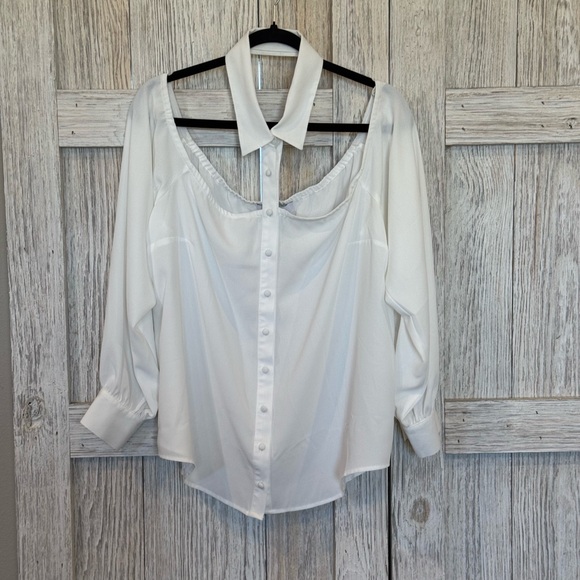 Forever 21 White Button-Up Blouse w/cold shoulder detail.  Sz 2X - Picture 1 of 5